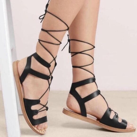 Steve Madden Rella black gladiator sandals size 38 (7.5-8) - Picture 2 of 7